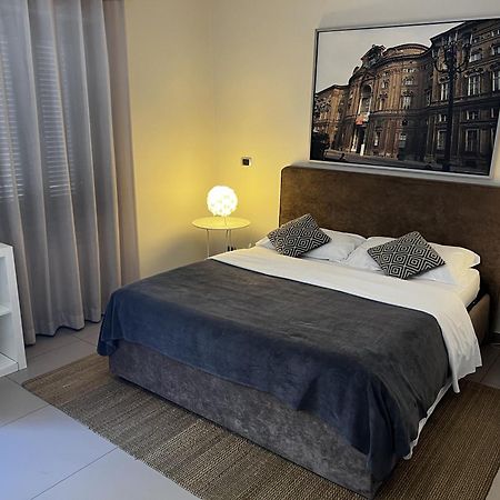 Residenza Il Nespolo - Estella Hotel Collection Turin Bagian luar foto